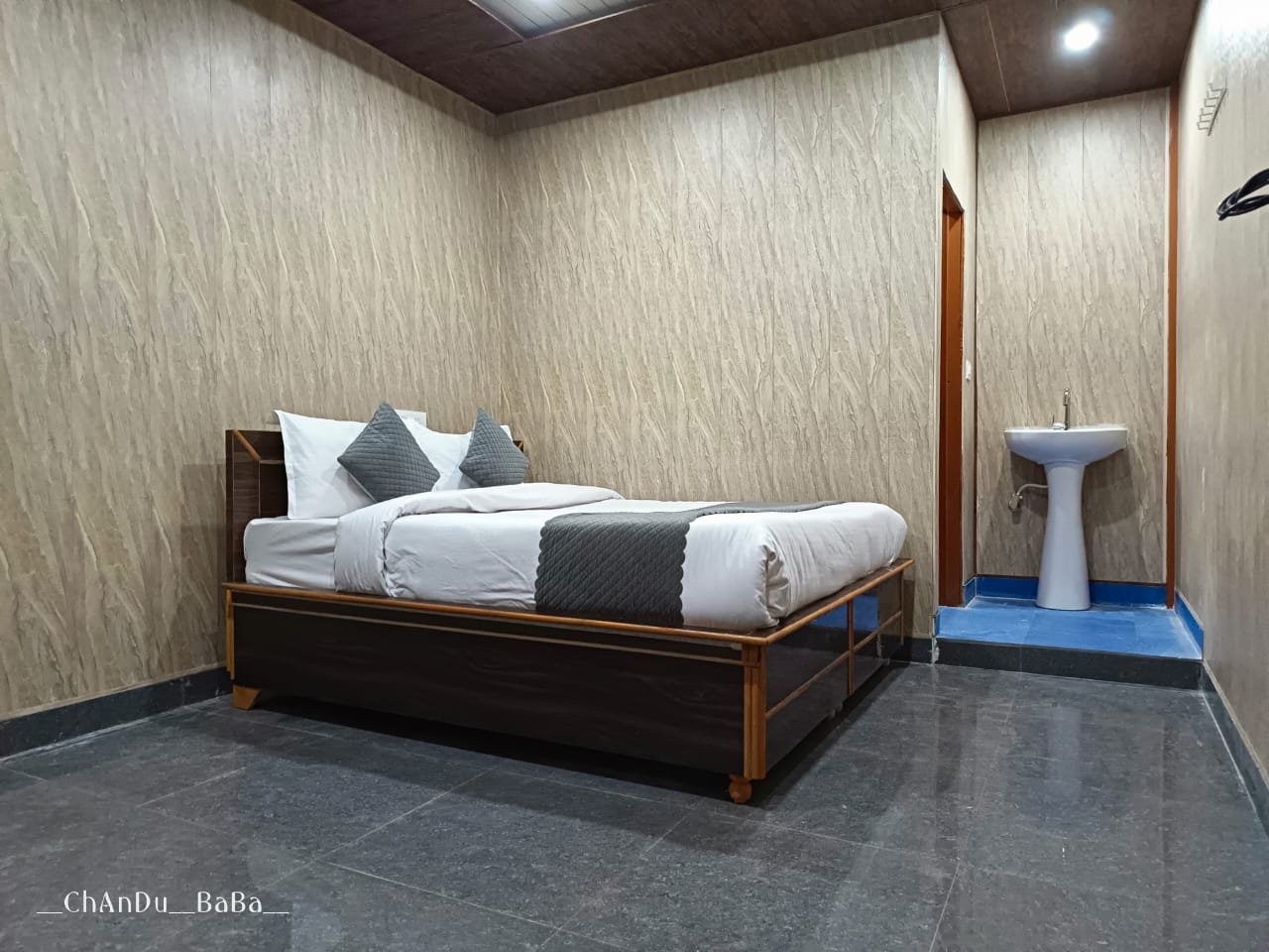 HOTEL VINAYAK RESIDENCY UTTARKASHI BY VANSARA (15)